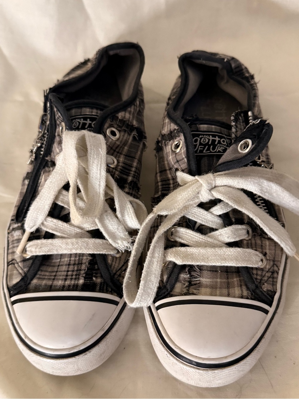 Gotcha Flirt Plaid High-Top Sneakers size 7